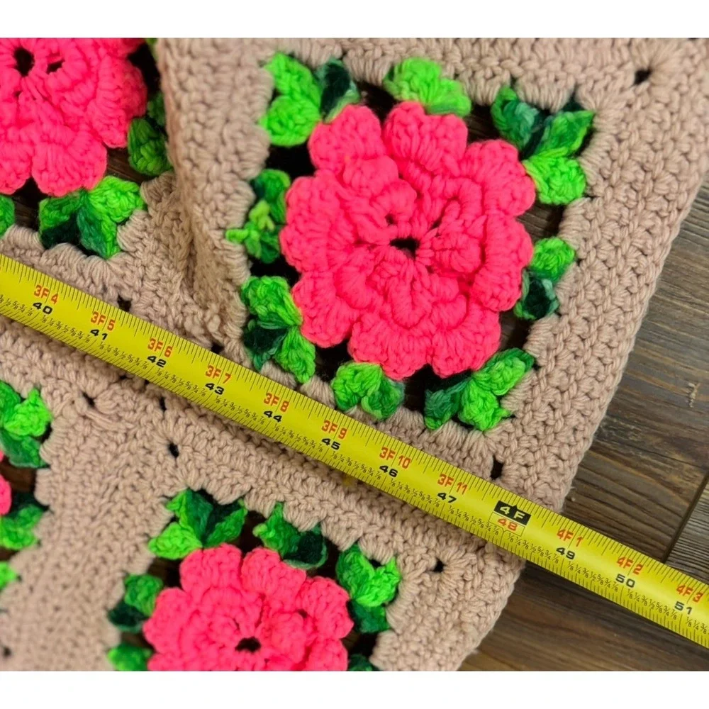 Granny square Handmade 3D Crochet Flower Afghan Blanket‎ Tan Pink  48